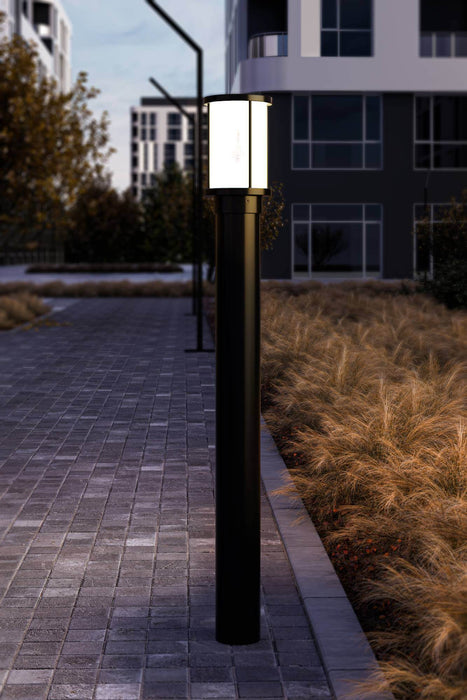 BL-400: Aluminium Bollard Garden Light (avail in Clear and Frosted Glass)