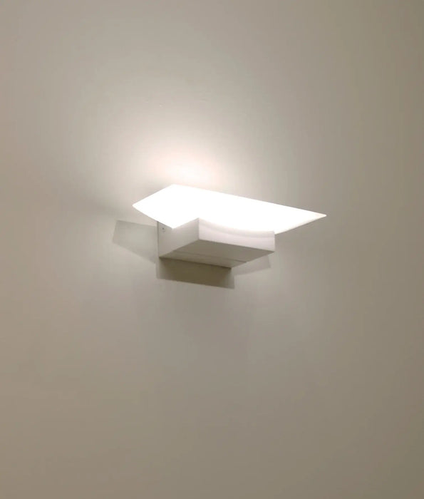 HELSINKI: City Series Dimmable LED Tri-CCT Interior Curved Up/Down Wall Light