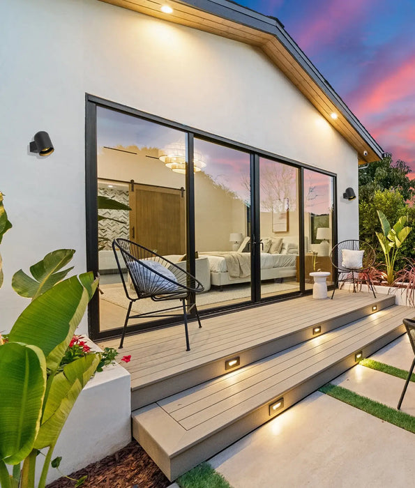 KEILA: IP65 Exterior Oval Surface Mounted Wall Lights (Available in Black & White)