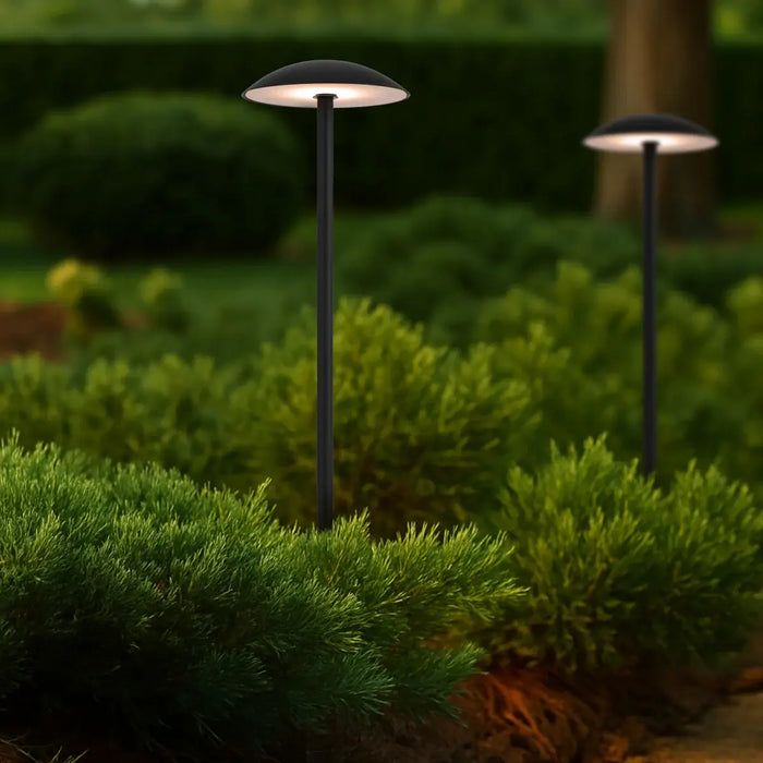 LUC: Black 24V IP65 Exterior LED Garden Spike Post Light