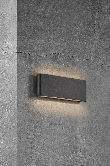 KINVER Outdoor Wall Light (avail in White & Black)