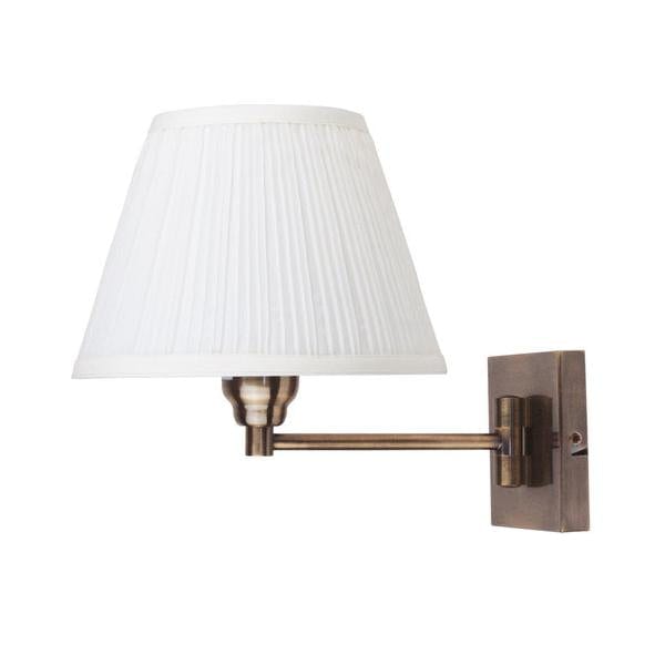 SWINGLEY - Antique Brass Traditional Wall Light With Cream Pleat Shade Oriel